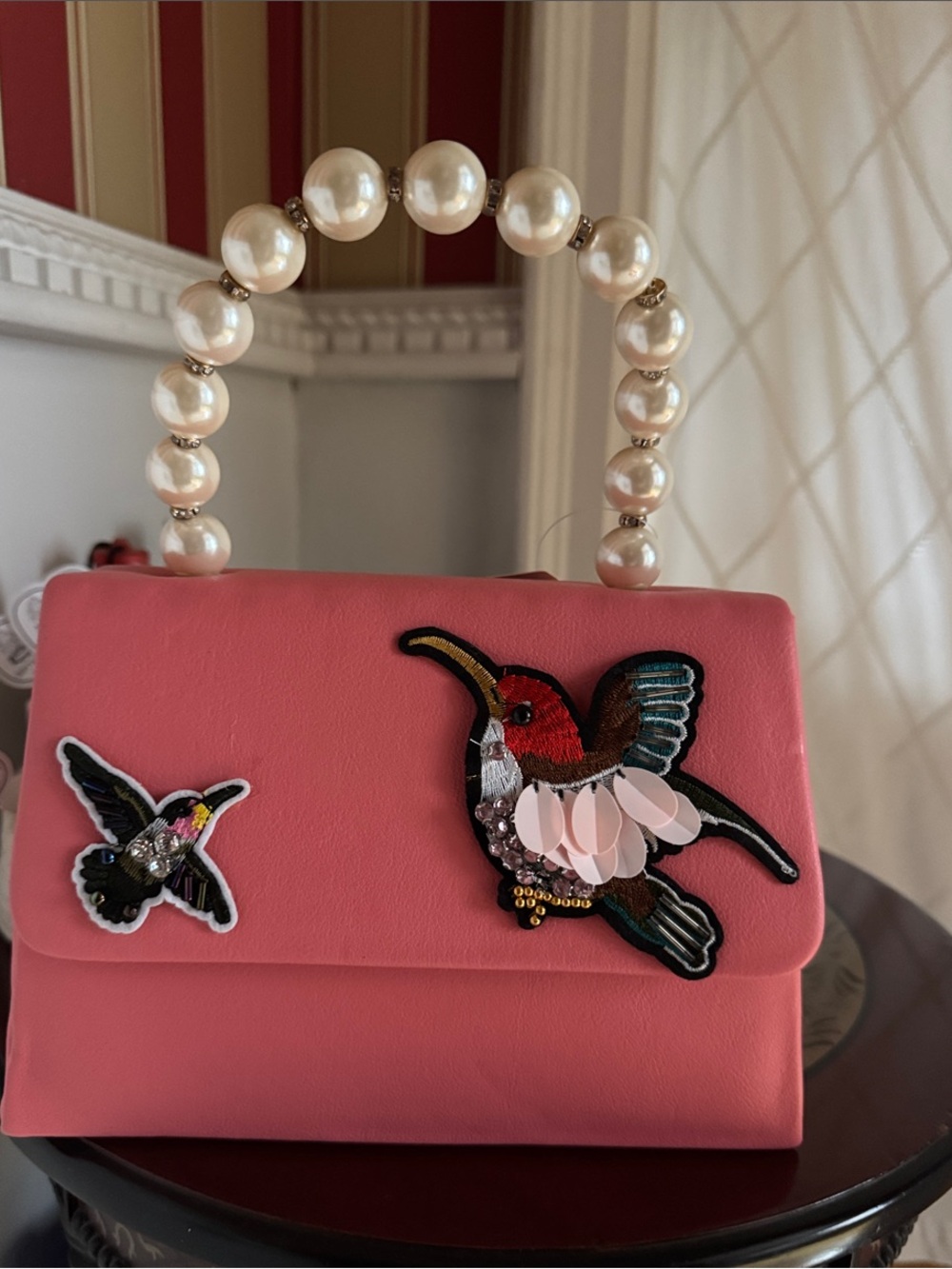 Pink Pearl-Handle Hummingbird Appliqué Top-Handle Bag